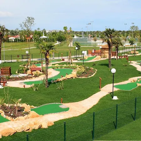 Apartmán Pini Village Lido Altanea *