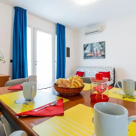 Pini Village Lido Altanea Apartman Caorle