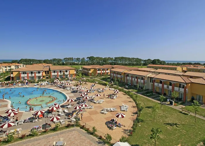 Pini Village Lido Altanea *