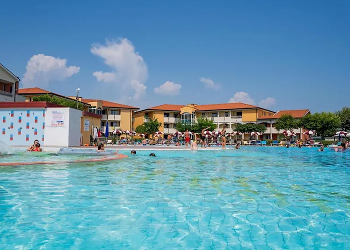 Pini Village Lido Altanea