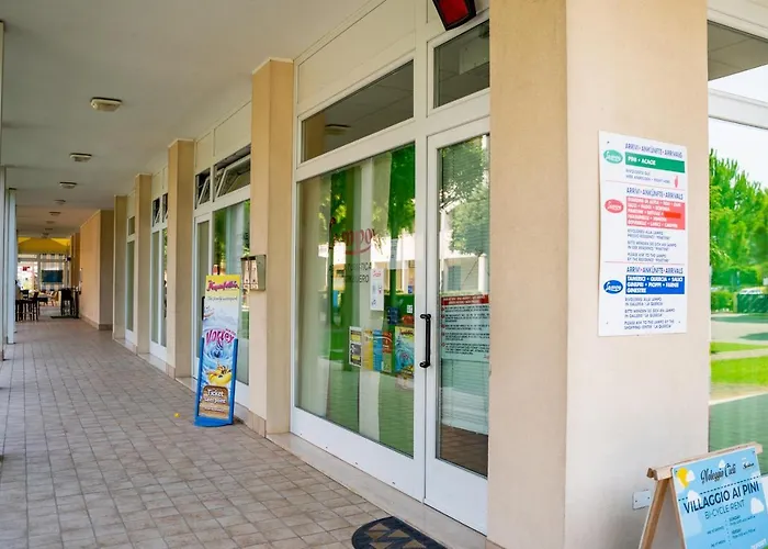 Pini Village Lido Altanea * Каорле