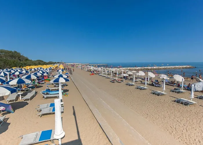 Апартаменты Pini Village Lido Altanea *