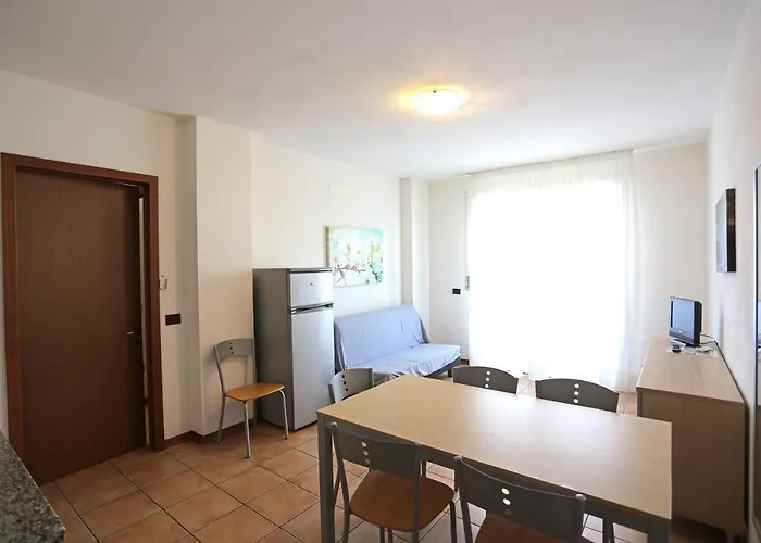 Pini Village Lido Altanea Апартаменты *