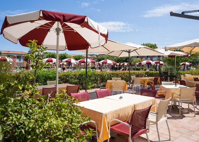 Pini Village Lido Altanea *