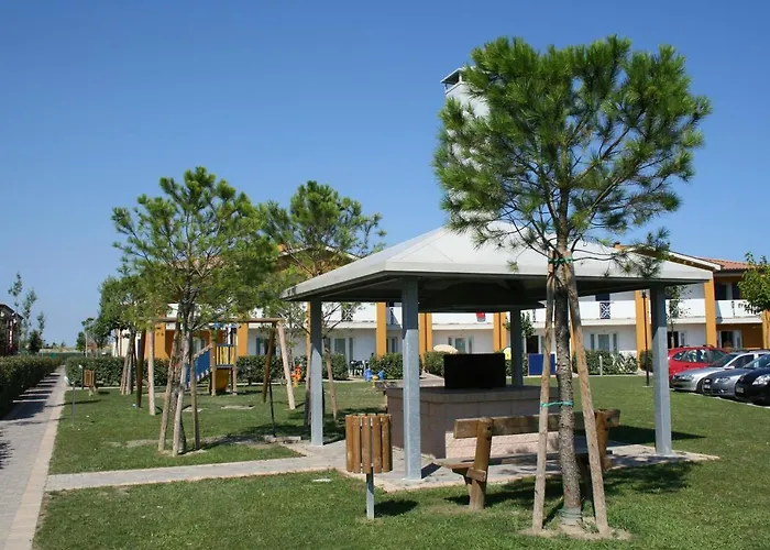 Pini Village Lido Altanea Апартаменты