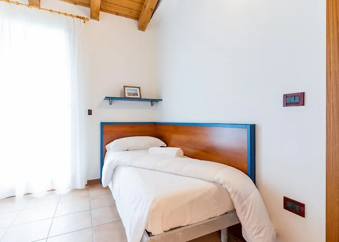 Pini Village Lido Altanea *