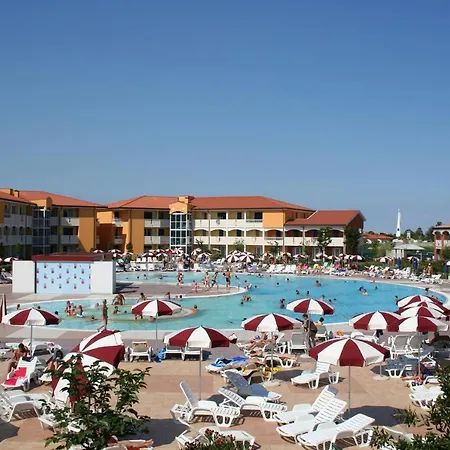 Pini Village Lido Altanea Καόρλε