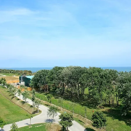 Pini Village Lido Altanea *