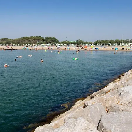 Pini Village Lido Altanea Διαμέρισμα Καόρλε