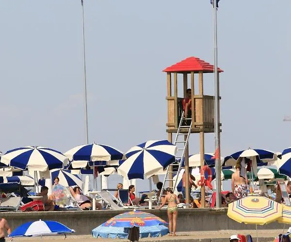 Pini Village Lido Altanea