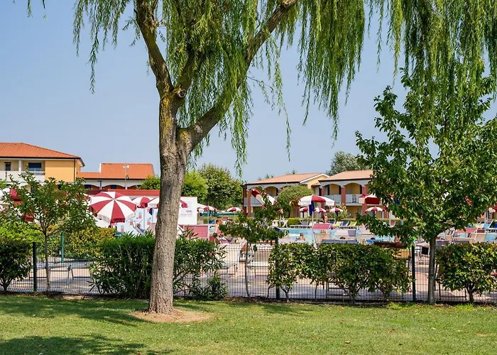 شقة Pini Village Lido Altanea كاوْرلي